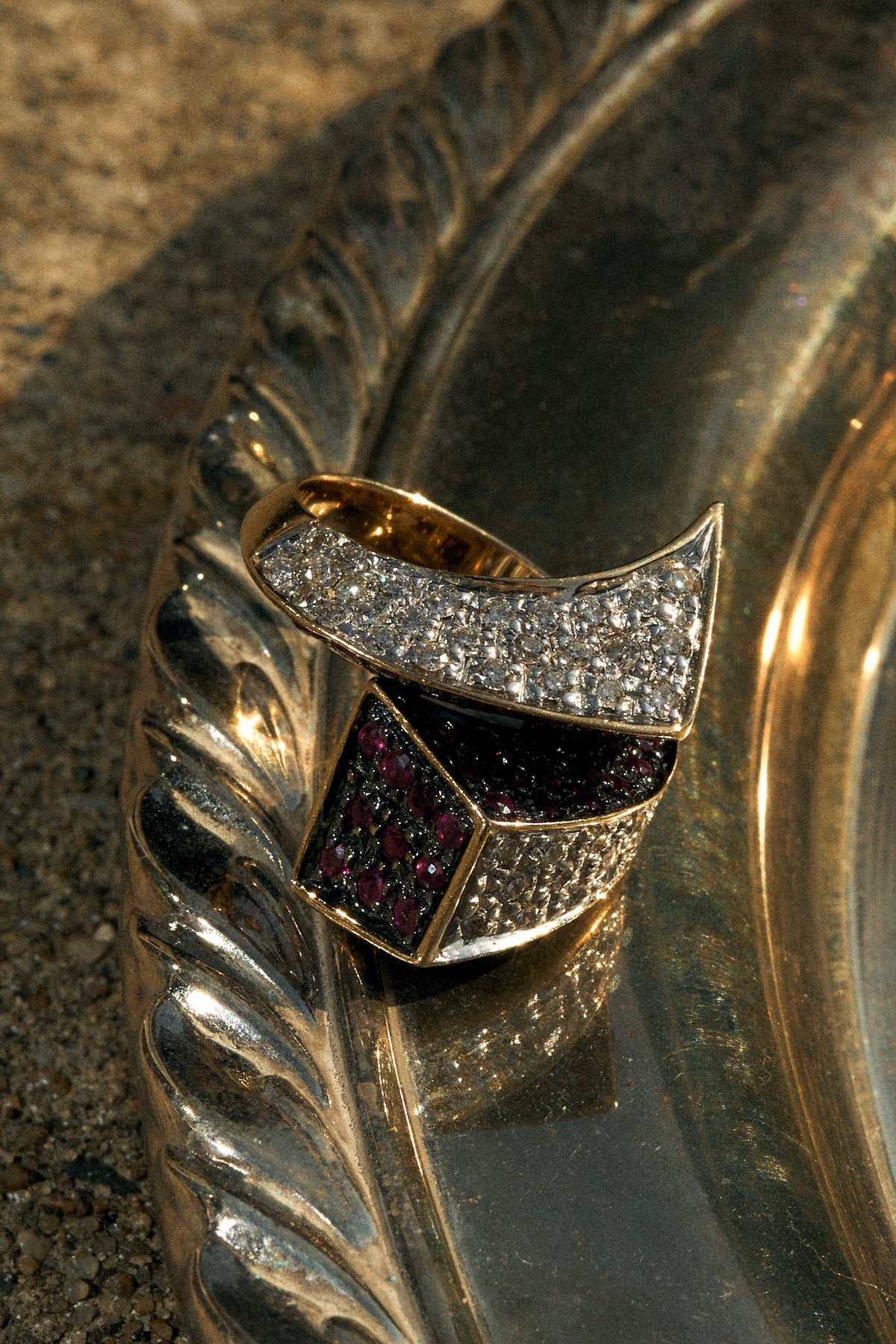 Vintage 1970s White Diamond Ruby Ring