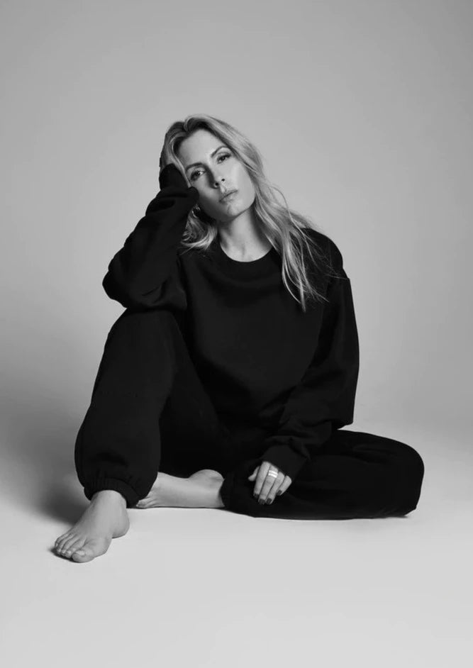 Black Sweatshirt